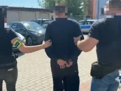 Recydywista odpowie za serię przestępstw, w tym włamanie do kwiatomatu