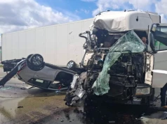 Groźny wypadek na A1 pod Piotrkowem. Autostrada jest całkowicie zablokowana