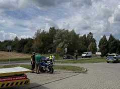 Kolizja samochodu z motocyklem