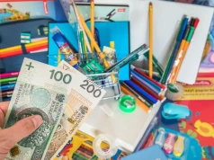 Tyle kosztuje wyprawka szkolna w 2026 roku. Rodzice będą musieli sięgnąć głęboko do portfela