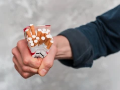 Szara strefa rośnie, legalny rynek papierosów słabnie. Budżetowi zabrakło miliardów z akcyzy