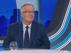 Komorowski krytycznie o decyzji Tuska. "Rząd idzie po bandzie"