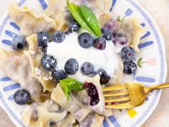 Pierogi z borówkami