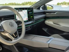 Volkswagen po raz kolejny przyznaje się do błędu. Tak tłumaczy rezygnację z przycisków i pokręteł