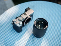 Nie jest rekordowy, ale za to tani. TTArtisan AF 85 mm f/1.8 Neo to pełnoklatkowa portretówka za 500 zł