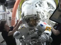 Historyczny spacer kosmiczny. Pierwsza Francuzka wyszła poza ISS