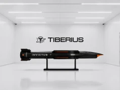 Tiberius Aerospace testuje technologie pocisku dalekiego zasięgu Invictus-200