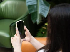 Jak zwolnić miejsce w telefonie? Bez usuwania aplikacji i zdjęć z galerii