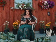 Kaszubska Influencerka prezentuje nowość. „Wolę rolnika”