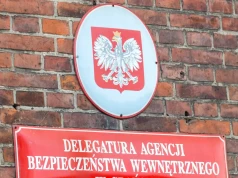Podłożył materiały wybuchowe pod samochód. ABW zatrzymała w Warszawie podejrzanego o zamach