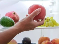 Tak przechowuję pomidory. Dłużej są świeże i nie pleśnieją