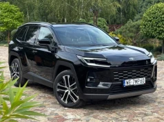 Test: Toyota RAV4 Plug-in Hybrid Executive rozdaje karty na rynku hybryd. Zweryfikowałem producenta