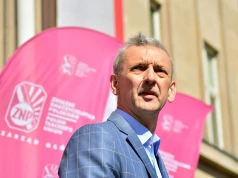ZNP odpowiada MEN ws. zarobków nauczycieli. „Skoro jest dobrze, to skąd 20 tys. wakatów?”