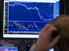 Walmart pociągnął Wall Street w dół