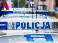 Polacy muszą, policja nie. Formacja kupuje setki tysięcy butelek bez kaucji
