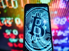 Bitcoin kontynuuje rajd. Trzy zielone świece i kolejny miliard wyciętych shortów
