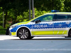 15-latek pędził hulajnogą drogą wojewódzką. Matka oburzona na… policjantów