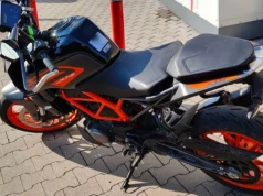 Ponad 1000 porcji narkotyków i skradziony motocykl. 41-latek zatrzymany w Jeleniej Górze