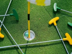 Legnica zyska nową atrakcję! 18-dołkowy Minigolf na dachu SkyHotel Gwarna