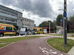 Gwałtowne hamowanie autobusu MZK. 3 osoby ranne. Sprawca zbiegł z miejsca zdarzenia