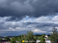 Nadciąga załamanie pogody. Odprawa służb w RCB