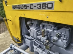 Pompa wtryskowa w Ursusie C-360 ma własny olej. Wymieniaj go co 200 mth