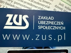 ZUS może wypłacać dwa dodatki naraz. To nawet 866,68 zł miesięcznie więcej