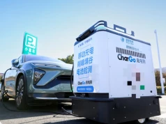 Robot naładuje ci auto. Fizjonomowie by tego nie wymyślili
