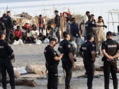 Przerzucali migrantów z Ceuty. Za 9 tys. euro od osoby