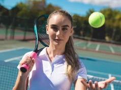 Może wydłużyć życie o 10 lat. Polacy słusznie pokochali sporty rakietowe