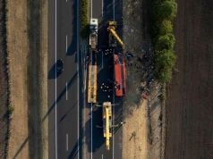 "Zmiennicy kierowców autokarów nie mają warunków do wypoczynku". Komentarz po wypadku na Węgrzech