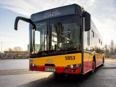 Wrzący i cuchnący płyn zaczął wydobywać się znad okna autobusu linii 511. "Usłyszałem jakieś chluśnięcie"
