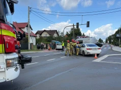 Solidny dzwon na skrzyżowaniu Legionów z Lipowską. Droga jest zablokowana