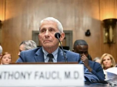 Anthony Fauci zaatakowany za rzekome ukrywanie związku szczepień na COVID-19 z poronieniami