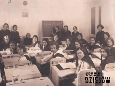 Dziewczętom nie wolno było nawet wejść za klasztorną furtę. Tak wyglądała ich edukacja