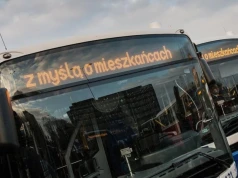 „Można było umrzeć”. Mieszkańcy narzekają na temperaturę w krakowskich autobusach i tramwajach