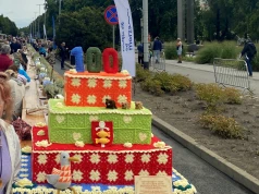 600-metrowy stół na 100. urodziny Gdyni