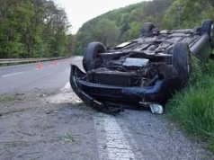Dachowanie na A1 pod Częstochową. Jedna osoba trafiła do szpitala