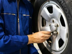 Mechanik nie chce oddać samochodu? Przepisy dają kierowcy konkretne wyjście