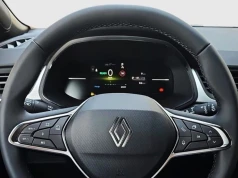 Spory SUV Renault za 102 600 zł podważa sens zakupu Toyoty C-HR. To hybryda 160 KM w dobrej wersji