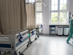 Co roku podwyżka. Tyle zarabiają położne i pielęgniarki