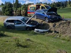 Zderzenie dwóch samochodów na DK84 na Podkarpaciu. Są ranni