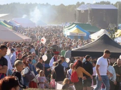 Tłumy nad nowym zalewem. Dożynki Gminy Jastków przyciągnęły prawdziwe rzesze mieszkańców