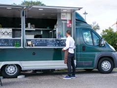 Food truck za fortunę. Polacy ryzykują, bo zyski kuszą jak nigdy