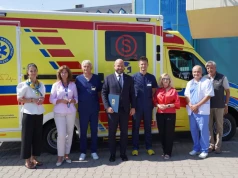 Pierwszy taki ambulans w Polsce. USK Wrocław uruchamia mobilny Shock Team