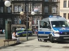Duże siły policji w centrum Bielska-Białej. Służby wyjaśniają tajemnicze zdarzenie