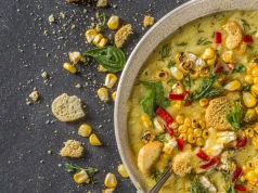 Najlepsze co zjesz z młodej kukurydzy. Pyszny chowder w amerykańskim stylu