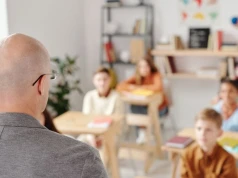 Im dłużej pracujesz, tym więcej zarabiasz. W jednym zawodzie opłaca się to 200 razy bardziej