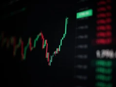 Indeksy na GPW krążą wokół rekordowych poziomów. Gwiazda covidowej hossy znów jasno świeci