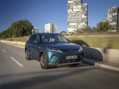 Unia może domknąć furtkę dla chińskich aut. Po „elektrykach” na celowniku hybrydy plug-in